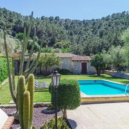 Holiday home Nettes In Mit Privatem Pool